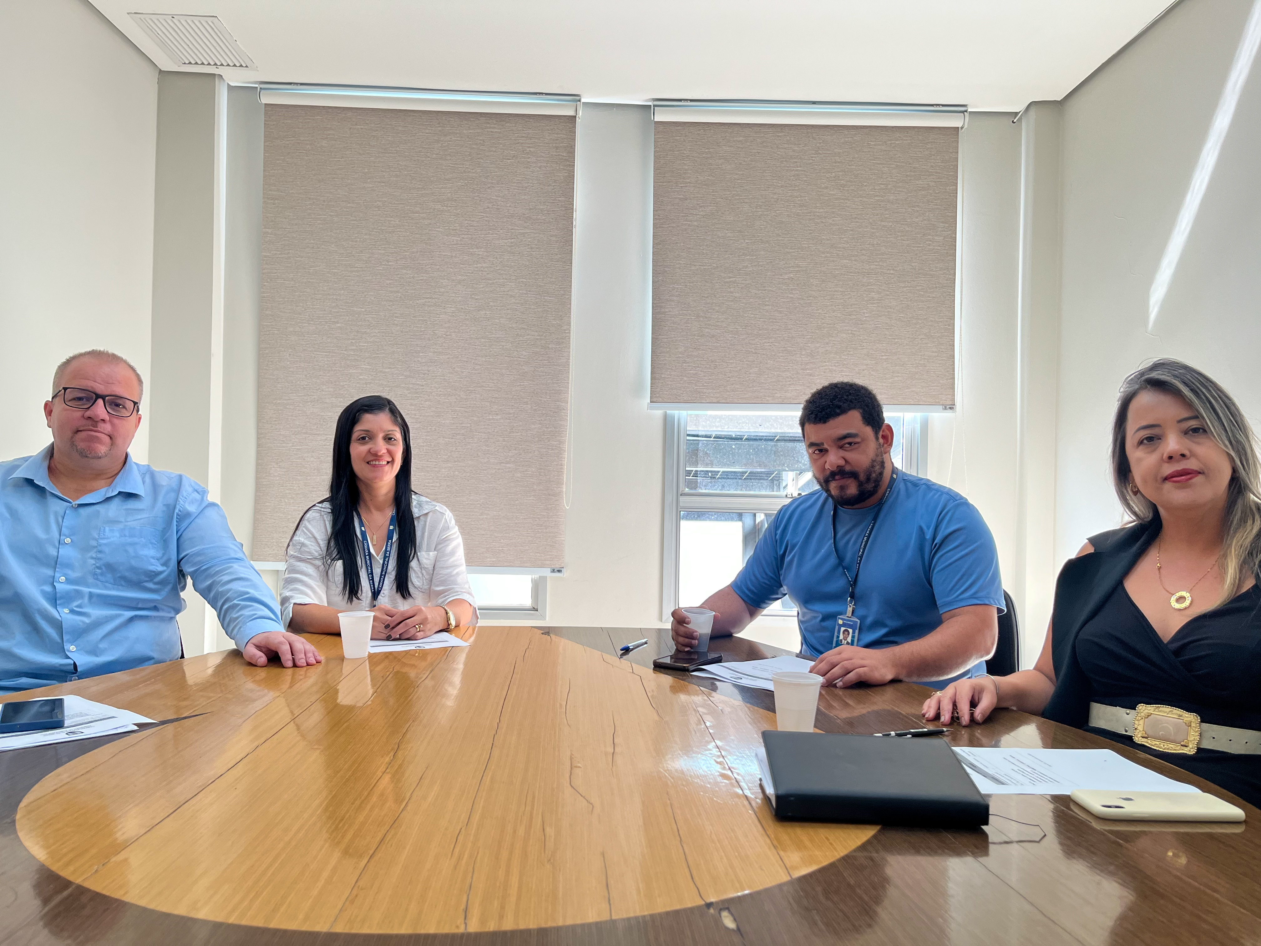 Comissão do almoxarifado realiza reunião estratégica